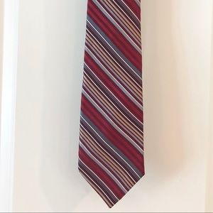 Red/tan/gray diagonal striped silk tie